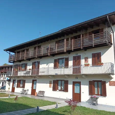 Cascina Colombo Apartment *